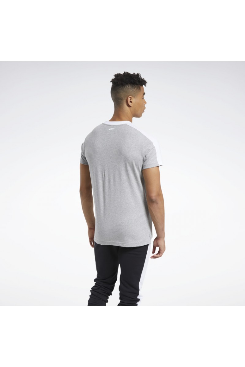 POLERA REEBOK HOMBRE GRAPHIC GRIS POLERA REEBOK HOMBRE GRAPHIC GRIS