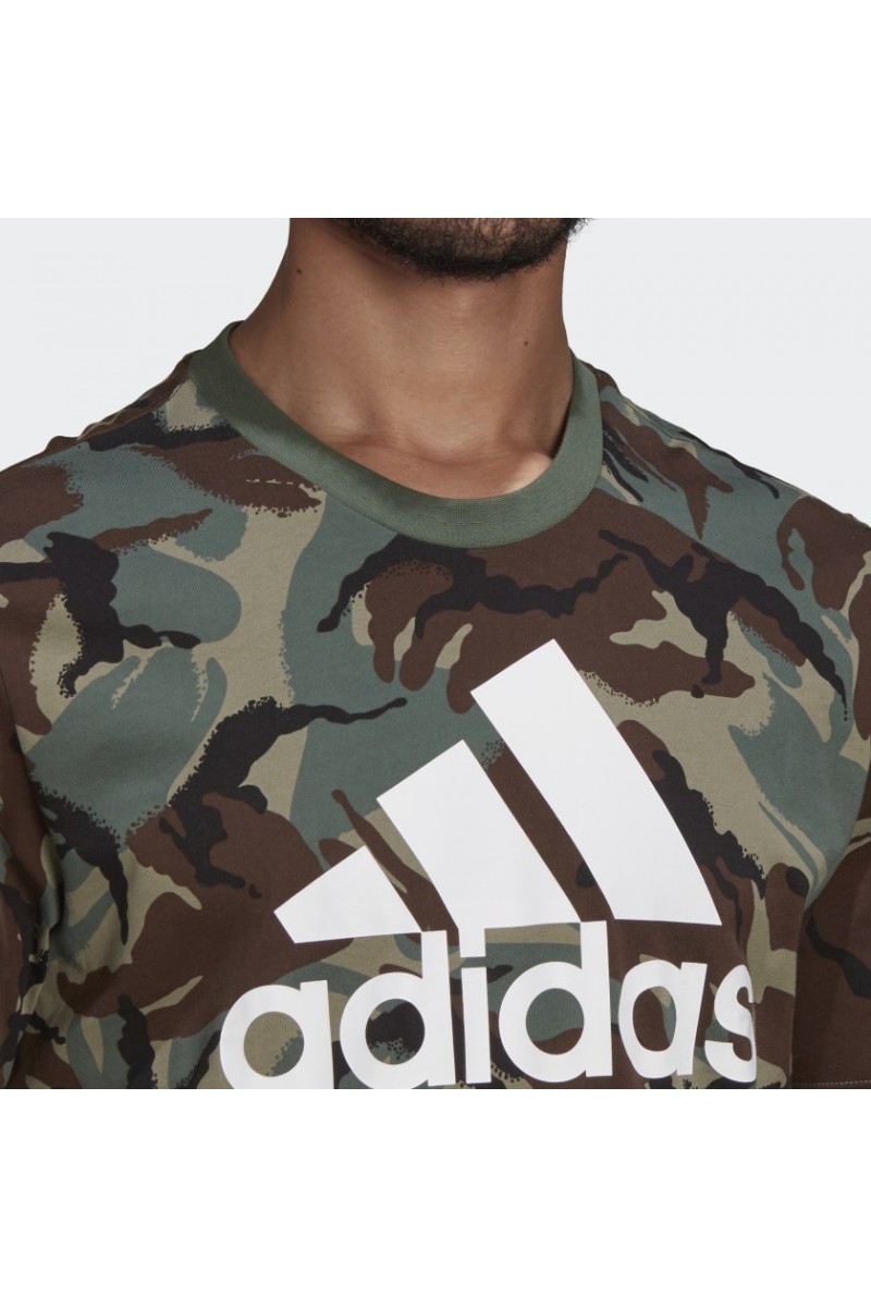 POLERA ADIDAS HOMBRE CAMUFLAJE VERDE