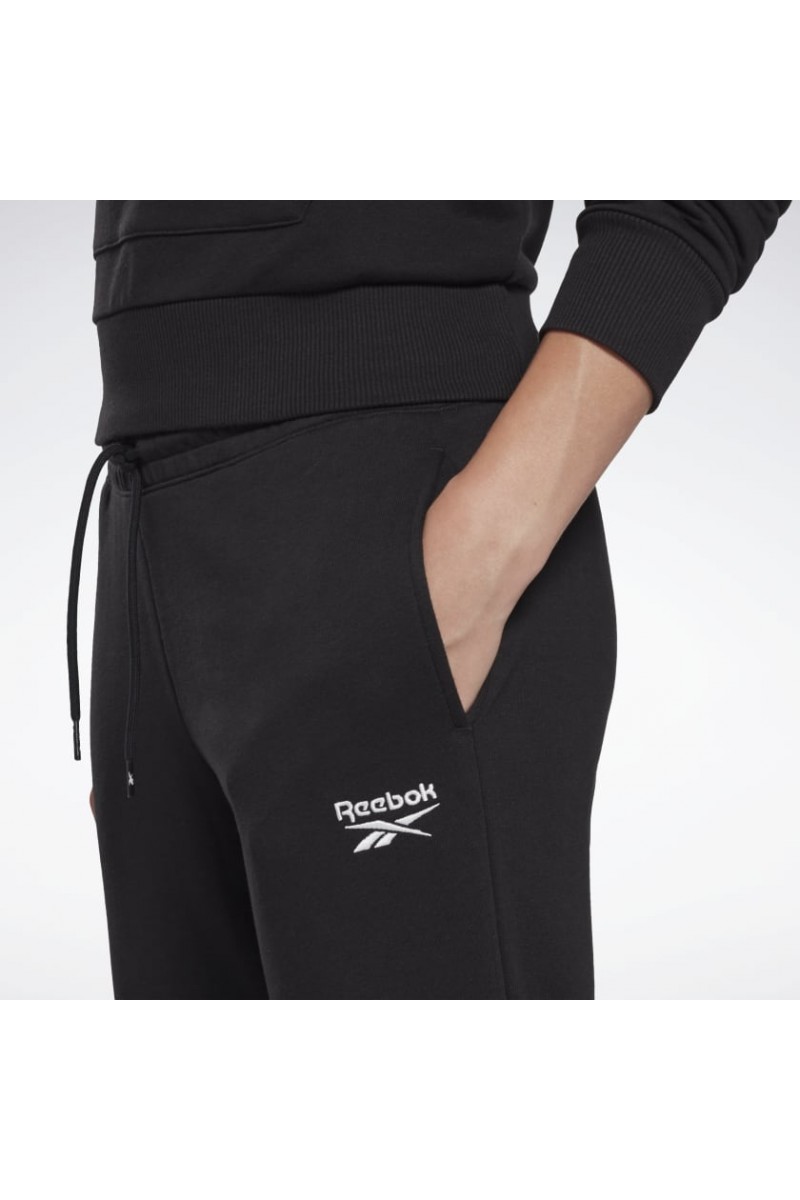 PANTALÓN REEBOK MUJER IDENTITY FRENCH TERRY NEGRO PANTALÓN REEBOK MUJER IDENTITY FRENCH TERRY NEGRO