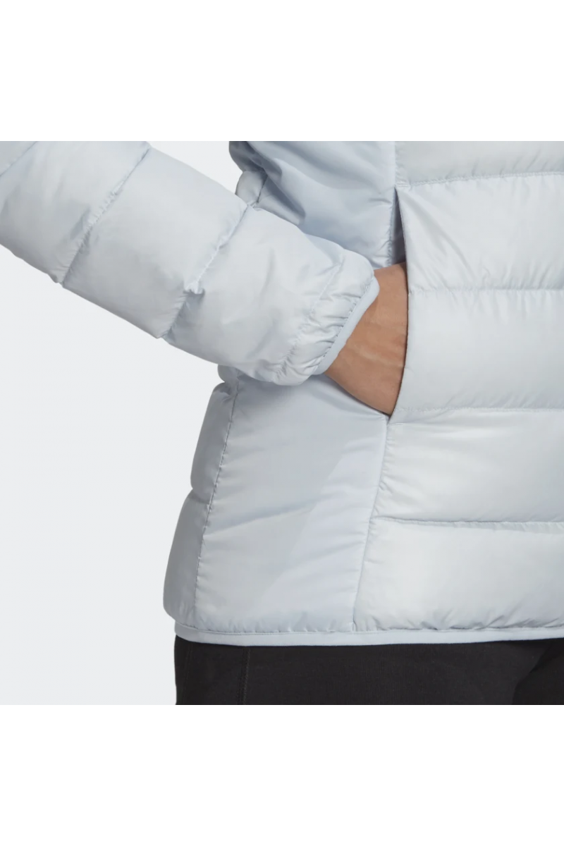 CHAQUETA ADIDAS MUJER ESSENTIALS DOWN CELESTE CHAQUETA ADIDAS MUJER ESSENTIALS DOWN CELESTE
