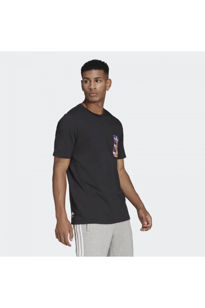 POLERA ADIDAS HOMBRE Y2K ESTAMPADA NEGRO