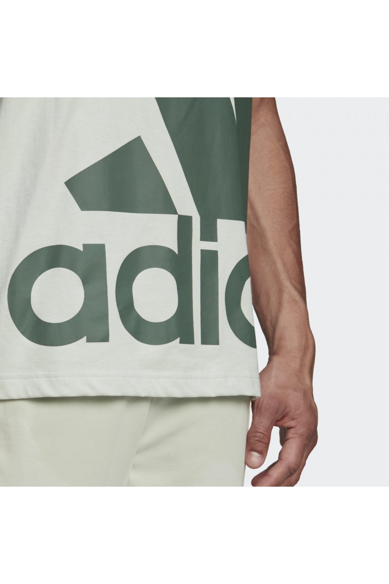 POLERA ADIDAS HOMBRE LOGO GIGANTE VERDE POLERA ADIDAS HOMBRE LOGO GIGANTE VERDE