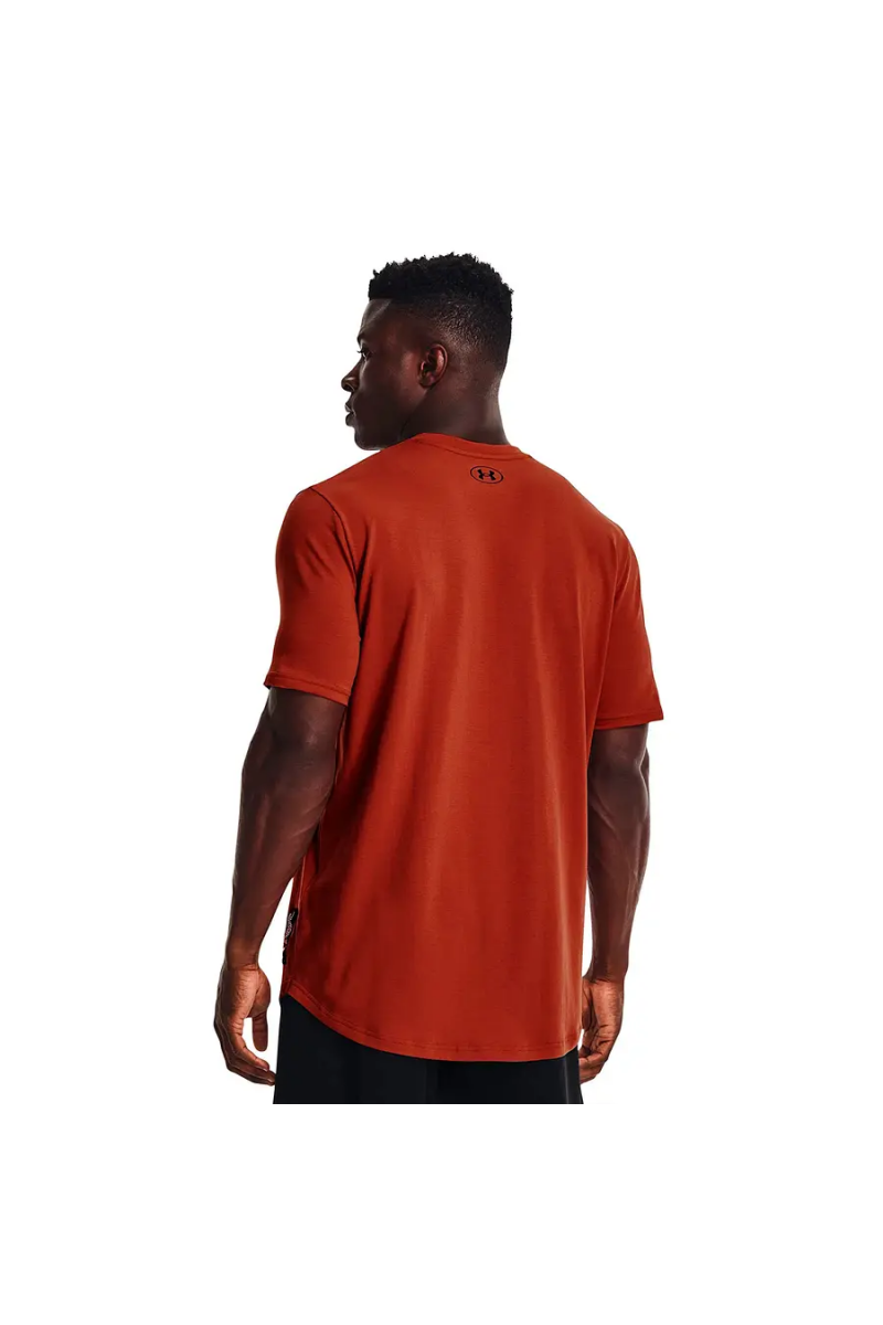POLERA UNDER ARMOUR HOMBRE PROJECT ROCK ROJO