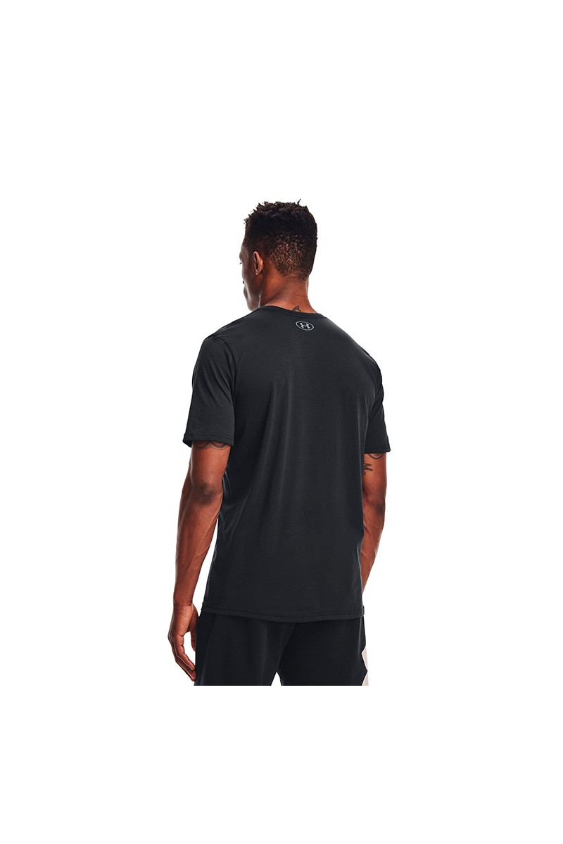 POLERA UNDER ARMOUR HOMBRE SPORTSTYLE NEGRO