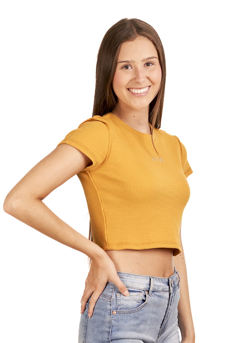 POLERA ARYA MUJER CLOE MOSTAZA BUTTERFLY