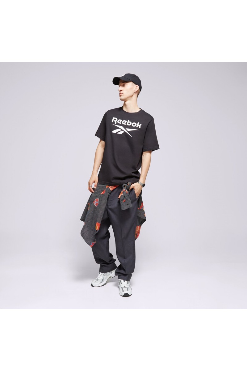 POLERA REEBOK HOMBRE STACKED NEGRO POLERA REEBOK HOMBRE STACKED NEGRO