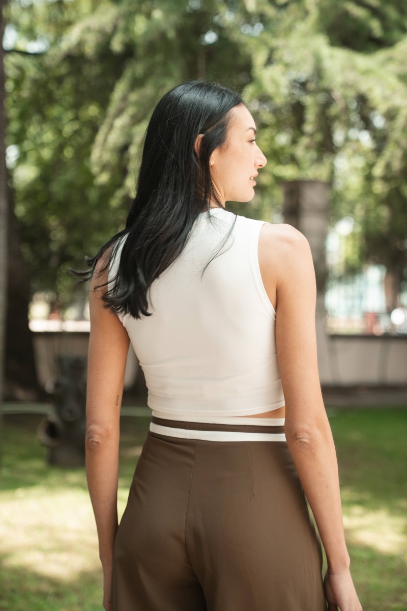 POLERA SIN MANGA MUJER ARYA FIORE BLANCO