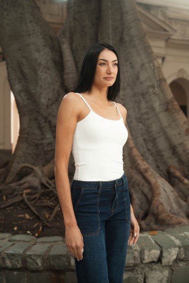 POLERA SIN MANGA ARYA MUJER DALIA BLANCO