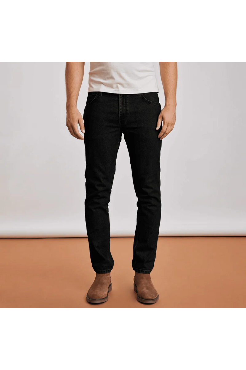 JEANS WRANGLER HOMBRE REGULAR STRAIGHT FIT NEGRO