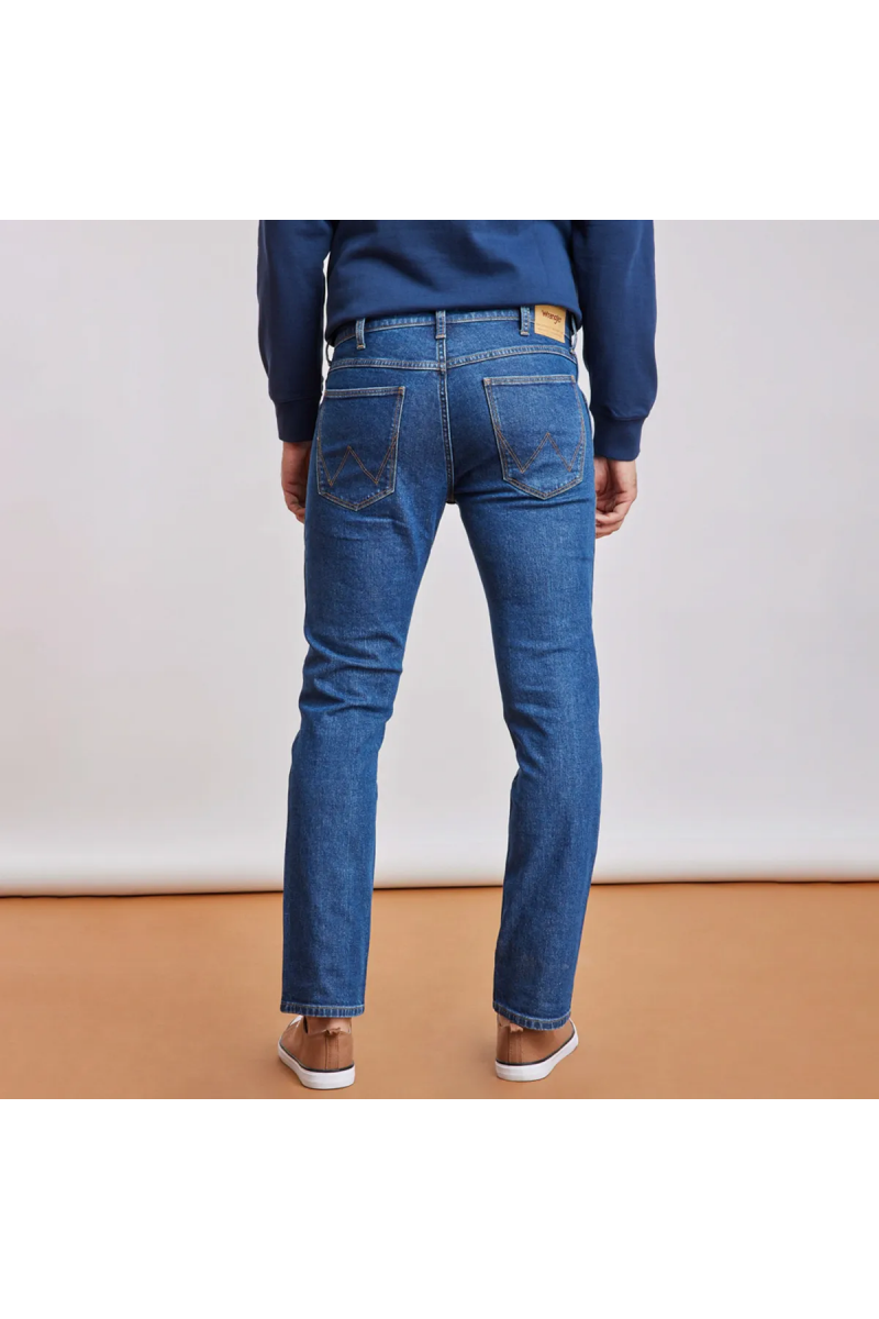 JEANS WRANGLER HOMBRE REGULAR STRAIGHT FIT AZUL
